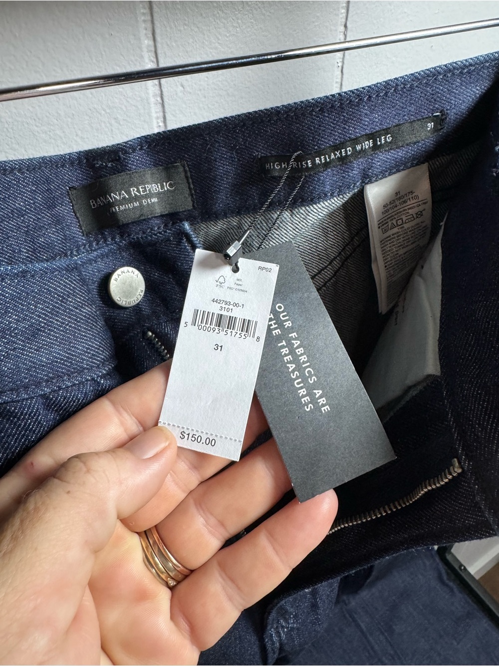 Banana Republic High-Rise Relaxed Wide-Leg Jeans - Dark Indigo